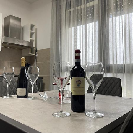 Апартаменты Boutique11 Сиена Экстерьер фото